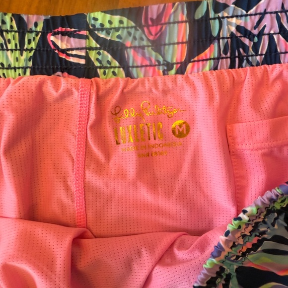 Lilly Pulitzer Luxletic Women's Shorts - Medium - Picture 3 of 5